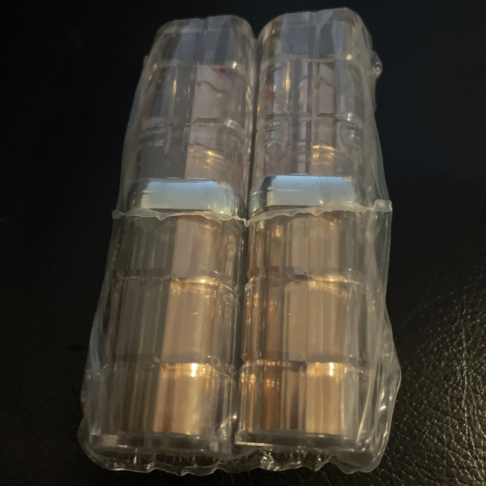 L'Oréal Paris Colour Riche Shine Lipstick 104 Guava Plump