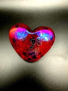 Roger Vines 1997 Iridescent Red Heart Shaped St Helens Ashes Paperweight Signed - Picture 1 of 9