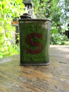 Antique SINGER Tiny Oil Can 1930s Era Original Condition - Picture 1 of 6