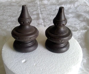 2 Vintage Cast Iron Arrowhead Finials Collectible 4.25" Heavy Metal Screw Base - Picture 1 of 3