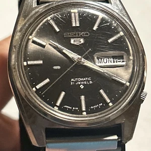 orologio vintage SEIKO 5 automatico Japan indicatore giorno/data - Foto 1 di 16