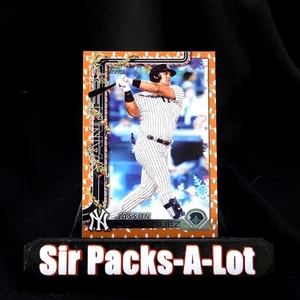 Luces navideñas metálicas doradas Jasson Dominguez #H10 Topps Holiday #H10 2025 - Nueva York - Imagen 1 de 2