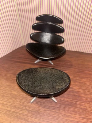 Casa de Muñecas Miniaturas Silla Negra con Otomana Escala 1:12 Plaza de la Ciudad Min Foto 1 de 4