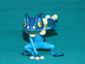 Pokemon Frogadier Figure - Picture 1 of 3