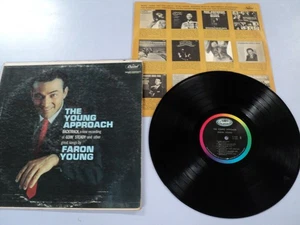 Vintage Faron Young - The Young Approach 12" Vinyl ALbum - Imagen 1 de 5