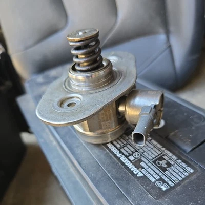 Bomba de combustible de alta presión para BMW 228i 328i 428i 528i X1 X3 X5 N20 13518604229 nueva Foto 1 de 2