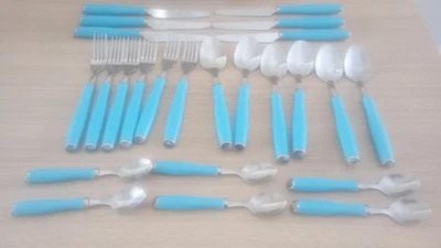 Posate Da Tavola Colorate - Immagine 1 di 4