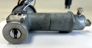 Jaguar XJS ignition Switch and Key 1988 - Picture 1 of 6