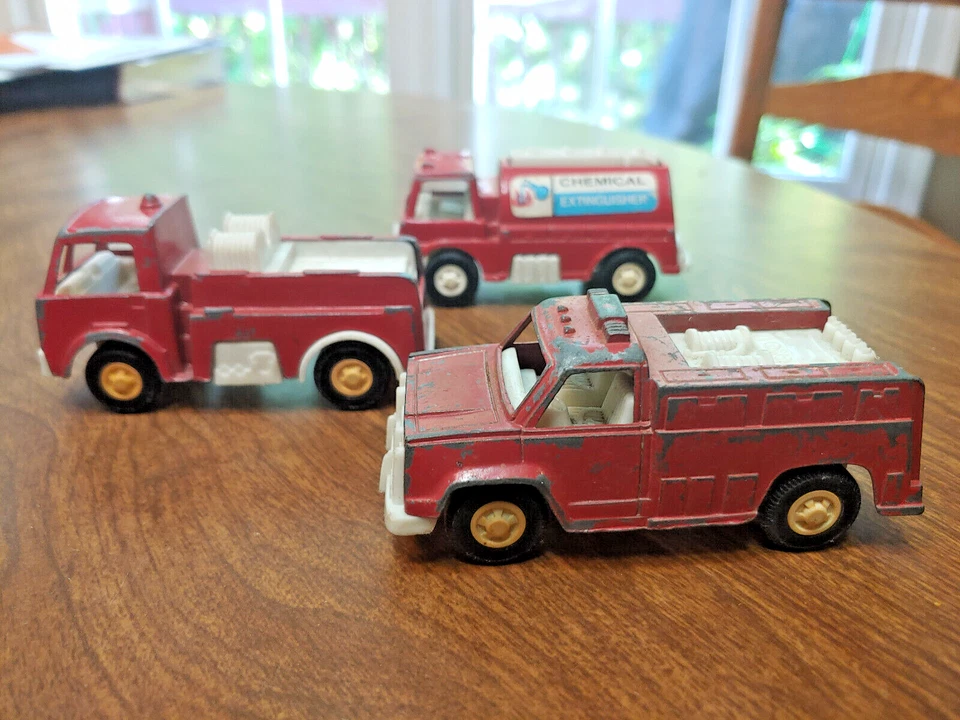Lot of 3 Tootsie Toy Emergency Vehicles Chemical Fire Rescue Red/White 1970s - Image 1 of 4