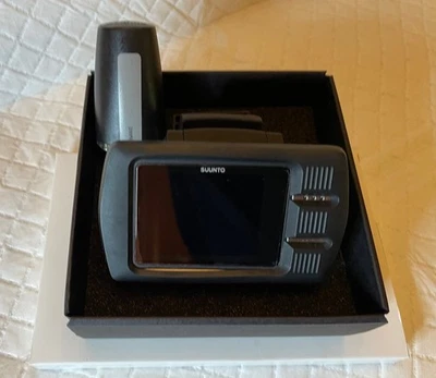 Suunto EON Core Dive Computer con Tank Pod Trasmettitore Wireless - Nero - Immagine 1 di 4