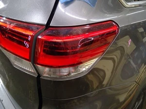 Passenger Tail Light Quarter Panel Mounted Fits 17-19 HIGHLANDER 888490 - Picture 1 of 12