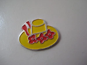 Original Klebebutton Hut mit Blumen ca. 1978 altes Spielzug aus Sammlung - Bild 1 von 2