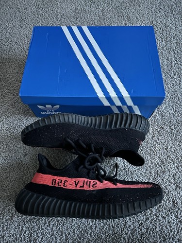 Taglia 9.5 Adidas Yeezy Boost 350 V2 bassa striscia rossa