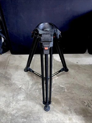 Cartoni 100mm ENG Single Stage, Aluminum Tripod Legs - Image 1 of 3