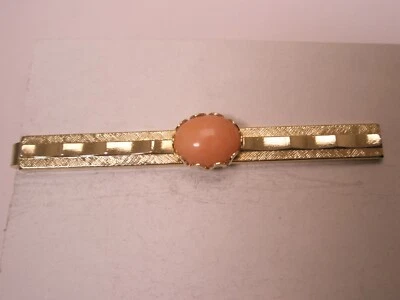 Pink Cabochon & Gold Tone Vintage Tie Bar Clip plain simple quality - Image 1 of 4