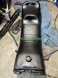 Cubierta de asiento negra Touring 1996-2003 Polaris Indy Trail XC500/600/700 NUEVA - Imagen 1 de 3