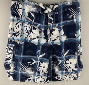 Ocean Pacific  men’s 32/34 board shorts front Tie goes all the way around - Picture 1 of 8
