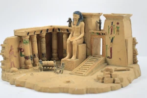 Increíble mercado para el templo de Luxor y los antiguos faraones construyéndolo - Imagen 1 de 1