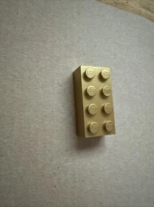 Lego 50th Anniversary Metallic Golden Brick 1 pc. 2x4x2 - Picture 1 of 2