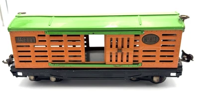 Lionel Lines PreWar Cattle Car Orange / Green 813  Restored - Image 1 of 4