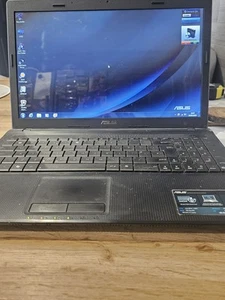 Asus Laptop X54C, Good Condition & Working Order For Age, With Original Charger - Picture 1 of 11
