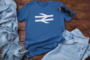 BRITISCHES SCHIENENLOGO T-SHIRT (Gildan Marke Zug Zugspotting Verstaatlichung) - Bild 1 von 26