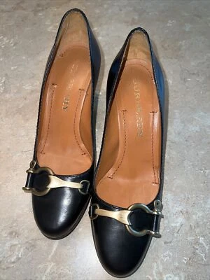 Zapatos de salón Burberry para mujer de cuero negro adornados con tacón bloque talla 36/6 Foto 1 de 4