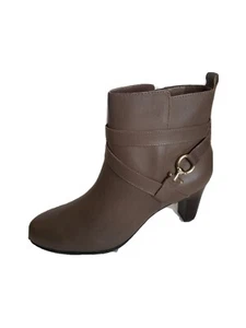 NEW Abeo Valerie Booties Women's Size 11 Taupe Discontinued/ Rare (MSRP $159.00) - Picture 1 of 17