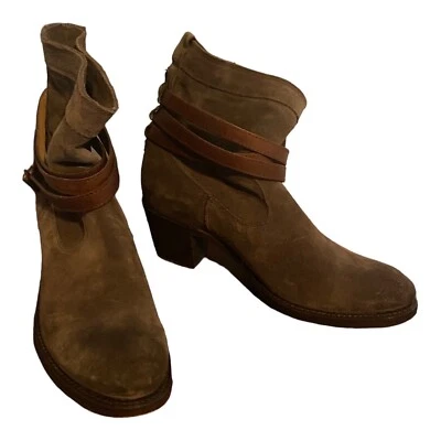 Frye Women’s Jane Strapping Olive Green Suede Short Ankle Boots Sz 9 3476381 - Image 1 of 4