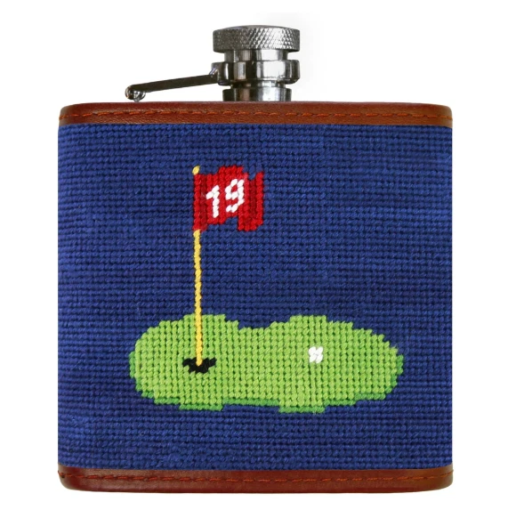 New Unused Vintage 19th Hole Golf Club Handmade Stainless Steel Flask Gift - Image 1 of 1