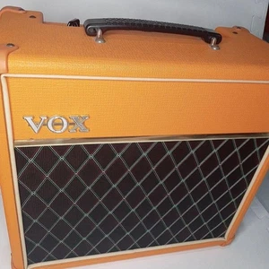 VOX Pathfinder 15R V9168R Gitarrenverstärker Combo Verstärker 15W Lautsprecher - Bild 1 von 12