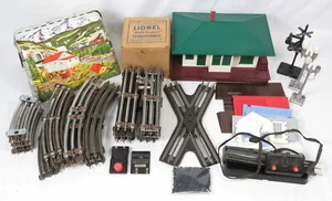 Lot Lionel/ Marx Post WWII Model Train Track,Tunnel,Transformer,Station,Crossing - Picture 1 of 12