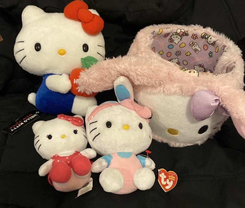 Lote de 4 canastas de Pascua Hello Kitty HK NY etc 2006-2014 Foto 1 de 4