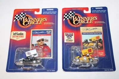 Jeff Gordon Diecast 1/64 Sprint Car lote de 2 Winner's Cir, debut 1985, vida 1987 Foto 1 de 4