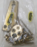 1 Stanley Brass Chain Door Guard Lock Old Vintage new in package (J)