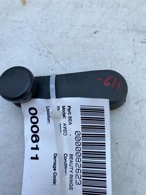 Chevrolet Aveo 2008 4 puertas interior manual puerta ventana manivela manivela palanca Foto 1 de 4