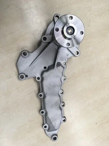 Kubota 15521-73035 Water Pump - Picture 1 of 3