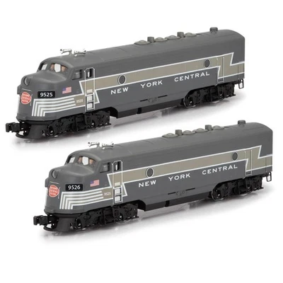 Menards O Gauge Powered NEW YORK CENTRAL F Unit Diesel Locomotive AA Set - Image 1 of 4
