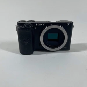 Sony Alpha A6000 24.3MP Spiegellose Digitalkamera 15373 Auslösungen - Bild 1 von 6