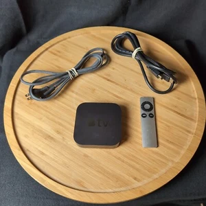 Apple TV 3rd Gen HD Media Streamer A1469 w/ AC Adapter, HDMI, & Remote HDMI - Picture 1 of 3