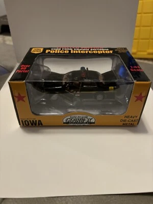 New Gearbox 1:43 2000 Ford Crown Victoria Iowa State Patrol Police Interceptor - Image 1 of 3