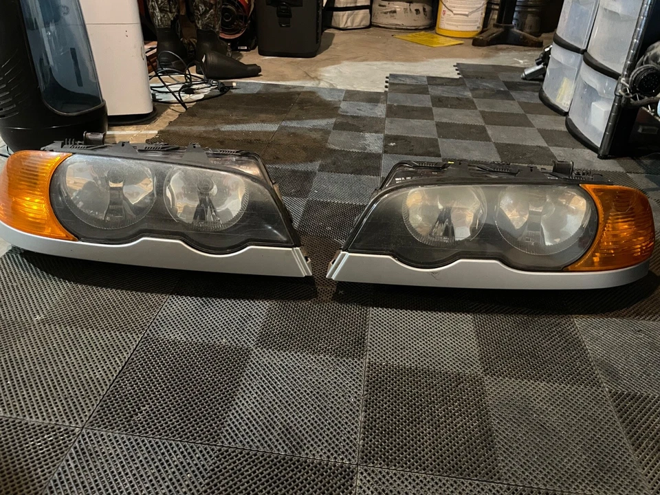Faros BOSCH BMW 325ci 2003 cupé Foto 1 de 4