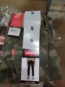 Levi's Boys Pull On Elastic Waistband Twill Jogger Drawstring 5 Reg Camo - Picture 1 of 3