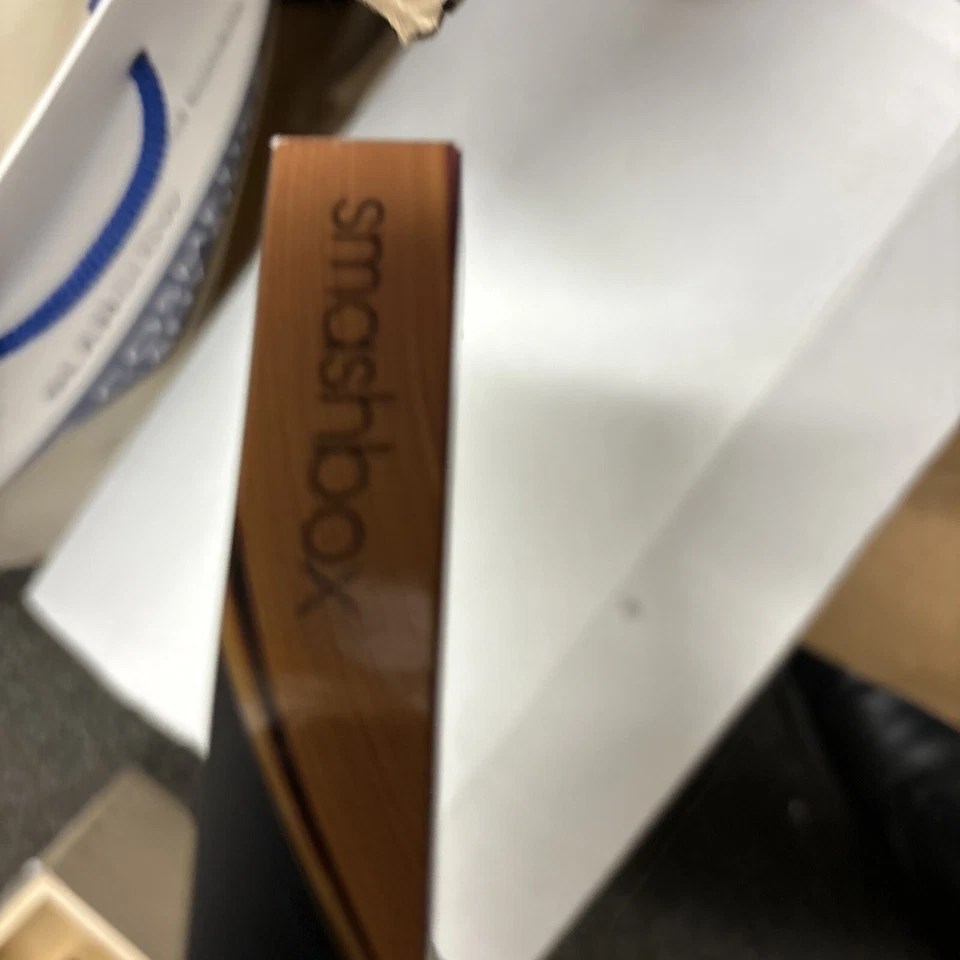 SMASHBOX Studio Skin Flawless 24-Hour Concealer *DARK WARM OLIVE* / .27 oz / NIB - Image 1 of 1