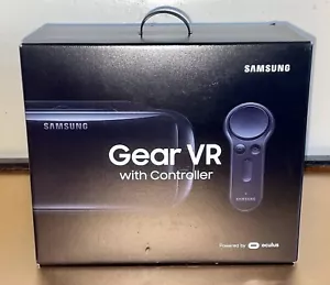 Samsung Gear VR SM-R324 With Controller - Complete - Powered by oculus - Picture 1 of 2