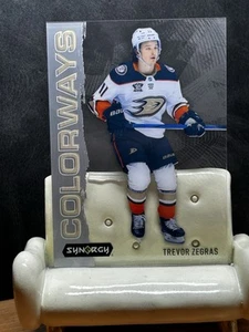 TREVOR ZEGRAS 2024-25 Upper Deck Synergy Hockey COLORWAYS #L-40 ANA DUCKS - Foto 1 di 4