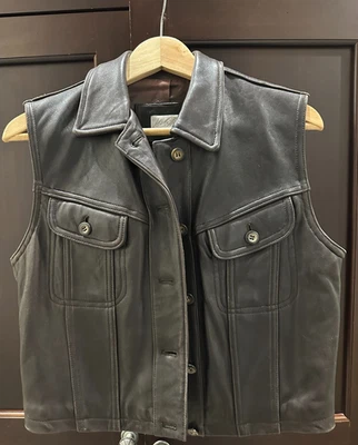 Brown Leather Stylish Brown Leather Vest Lord & Taylor M - Image 1 of 4