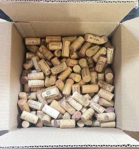 Corchos de vino (usados) para manualidades/arte/proyectos lote de 425 (4 1/2 libras) sin sintéticos - Imagen 1 de 4