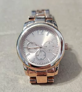 DAMENARMBANDUHR ROSEGOLDFARBEN 34 MM FAUX CHRONOGRAPH - Bild 1 von 6