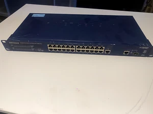 Netgear ProSafe FS726T 24-Port Smart Switch w/2 Gigabit Ports with brackets - Picture 1 of 3